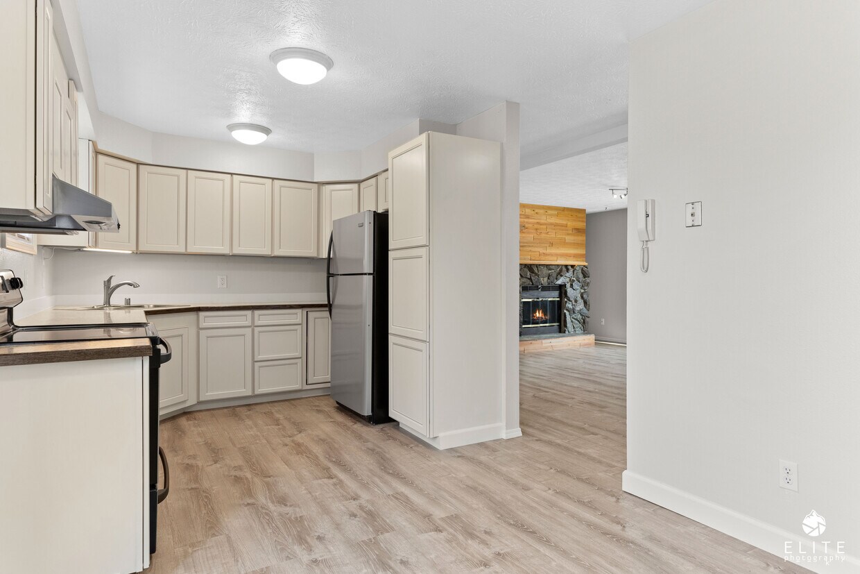 Photo - 1009 E 9th Ave (Anchorage, AK)