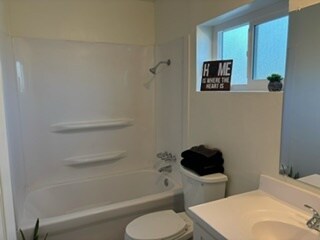 Photo - Villa Monaco Apartments