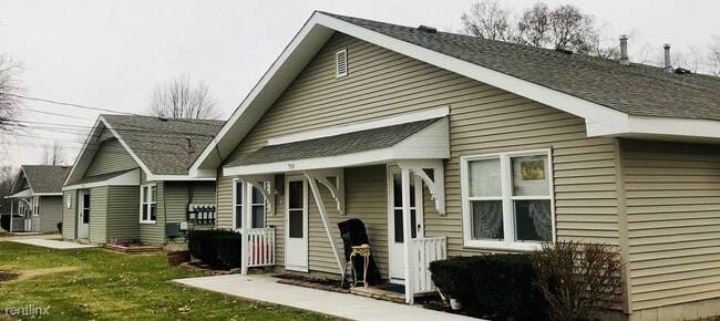 2 br, 1 bath Townhome - Tecumseh Townhomes... - 2 br, 1 bath Townhome - Tecumseh Townhomes...