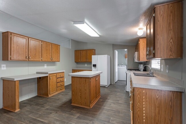 Building Photo - 18814 N Sugar Maple Cir Rental