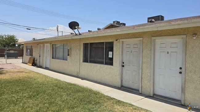 455 W Orange Ave A  