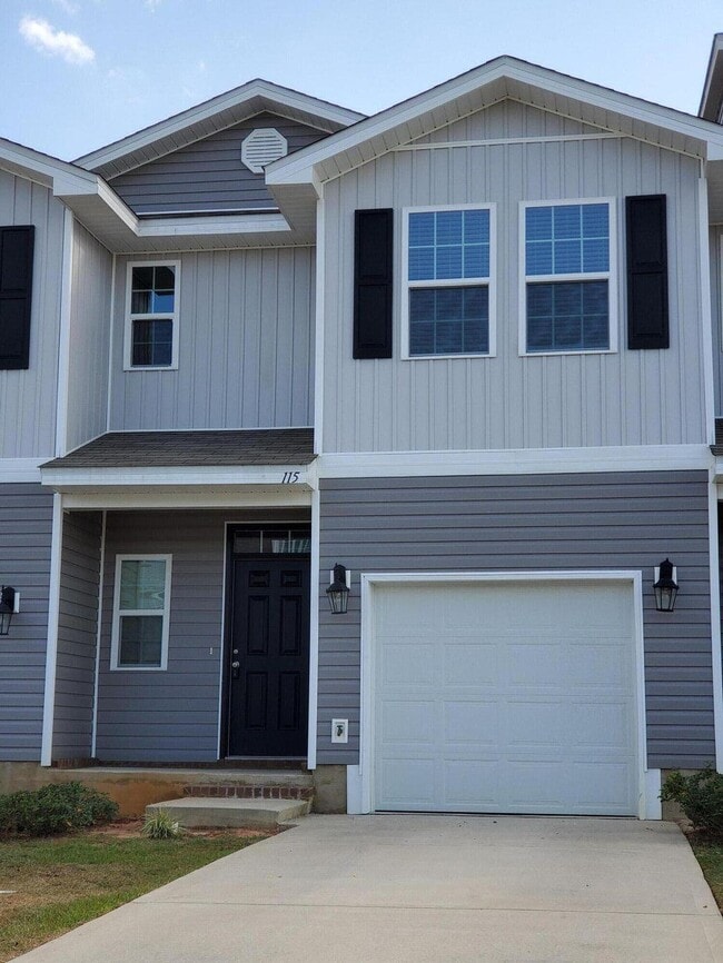 Building Photo - 117 Iron Horse Dr E