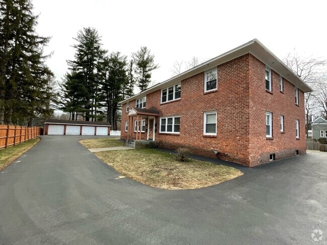 Building Photo - 494 Kenwood Ave Unit B2L Rental