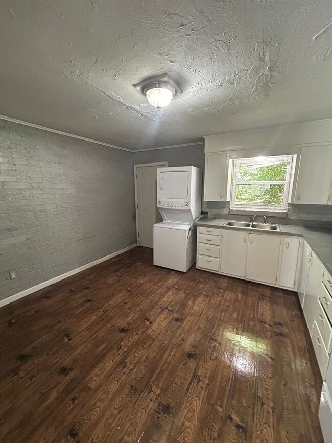 Photo - 400-402 Dyer Unit 402 Dyer A