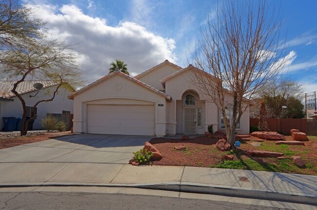 WONDERFUL HOME LOCATED IN DESIRABLE NORTH ... - WONDERFUL HOME LOCATED IN DESIRABLE NORTH ...