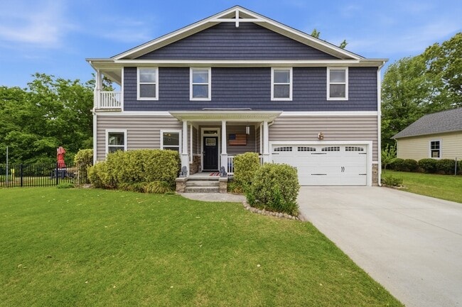 Building Photo - 431 Shorewood Pl