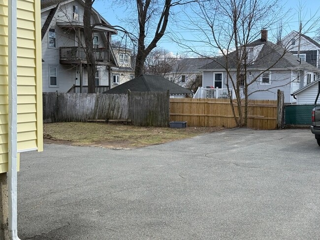 Photo - 196 W Squantum St