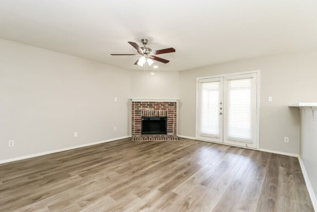 Photo - 1813 Vineridge Ln