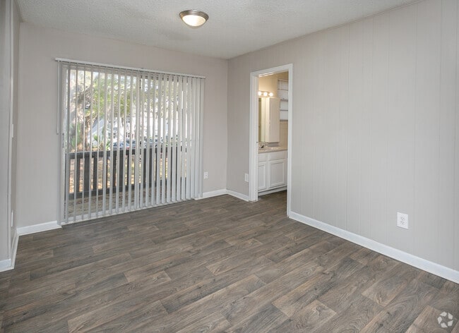 1BR,1BA_780 SF