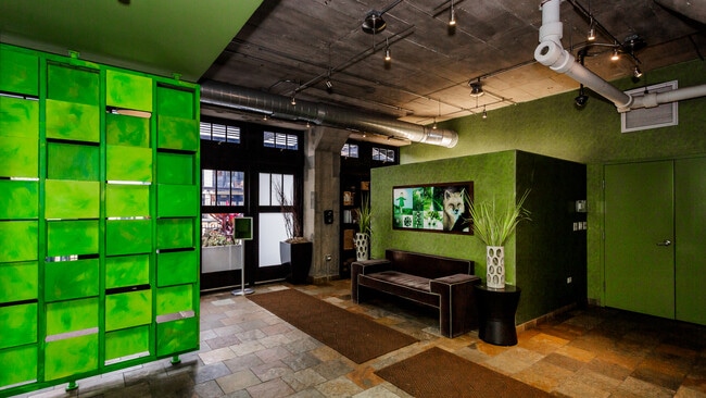 Photo - 1110 W 15th St