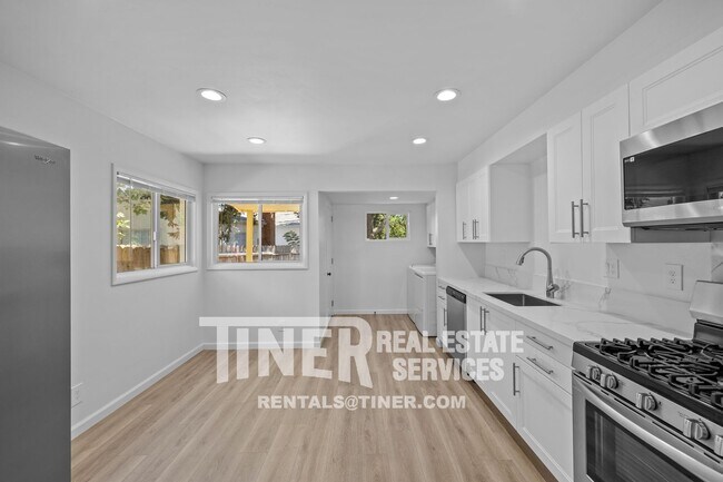 Photo - 7878 Orange Ave