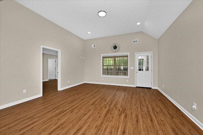 Photo - 3 Bedroom, 2 Bath home.