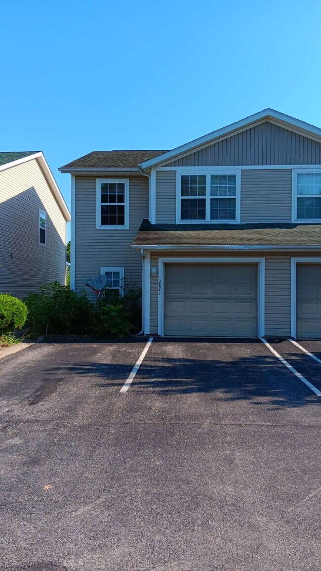 Photo - Reduced: 3BR/2.5BA Condo with attached sin... Unit 2871