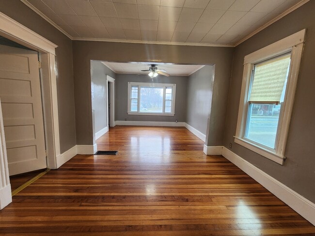 Photo - 201 Montgomery St Unit 1st floor in Chicopee