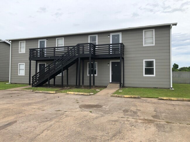 Cedar Heights Apartments - Cedar Heights Apartments