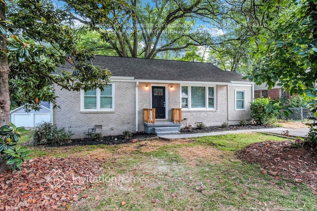 Photo - 2674 Joyce Ave