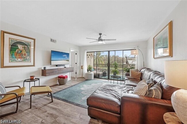 Photo - 700 Valley Stream Dr Unit 202