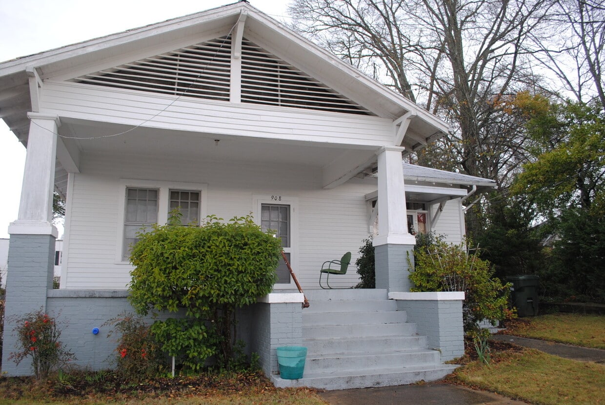 Photo - 908 1st Avenue