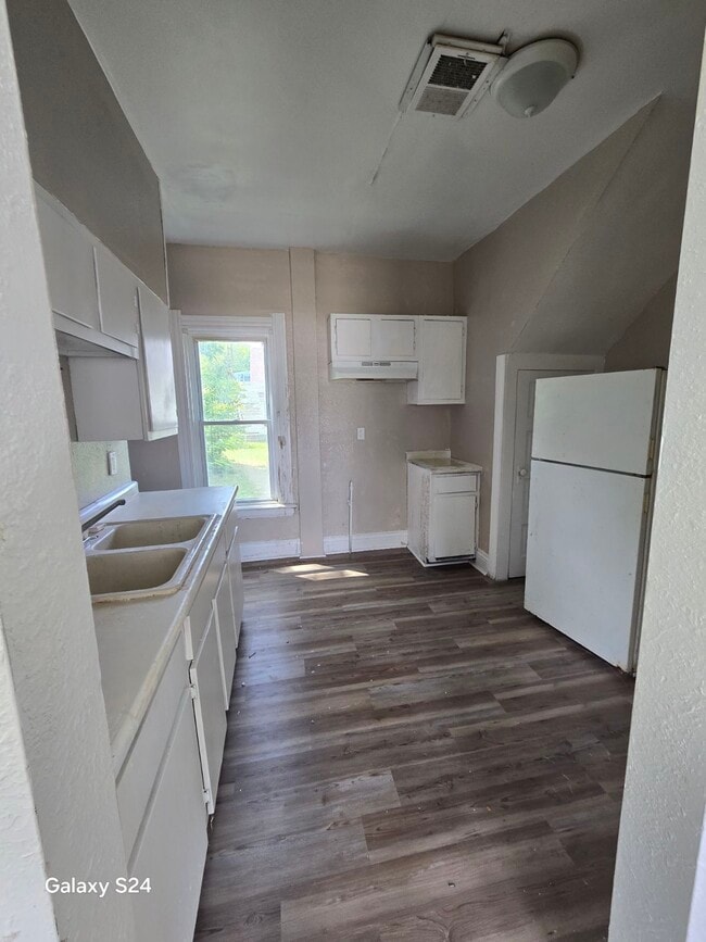 Photo - 1239 Norwood Ave