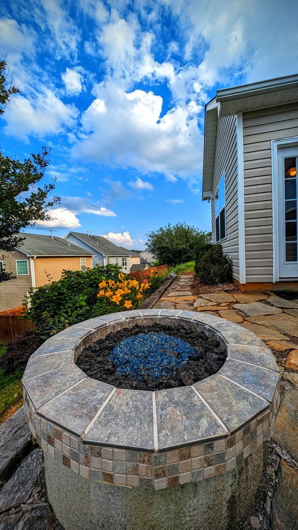 Photo - 3/2.5 House in Arden Near Long Shoals Exit