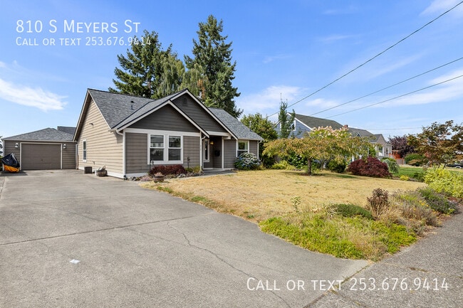 Building Photo - 810 S Meyers St Rental