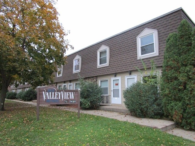 Valley View Townhomes - Onalaska, WI | ForRent.com