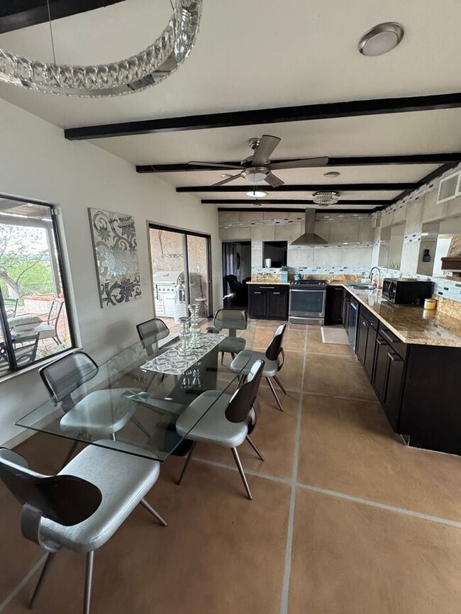 Stunning 2-Story Home!