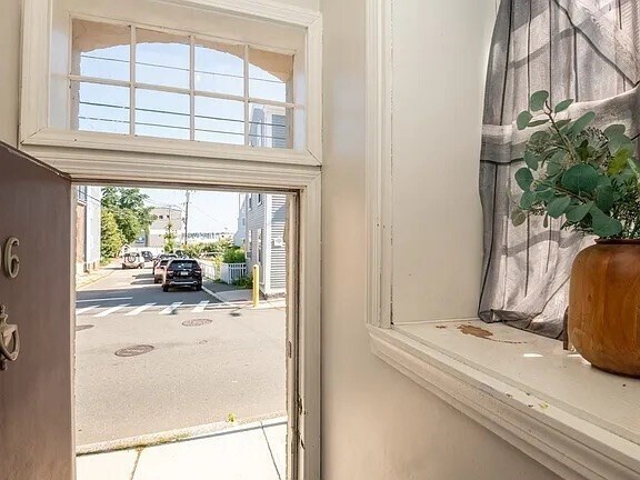 96 Derby St Unit 1