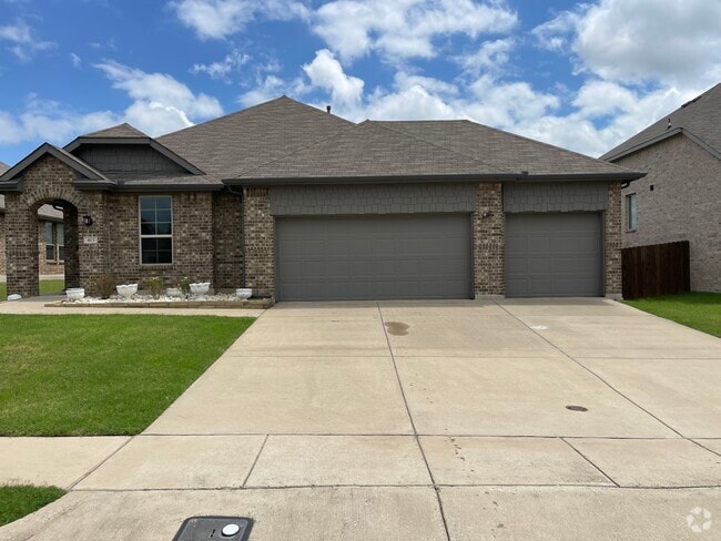 Building Photo - 413 McCoy Dr Rental