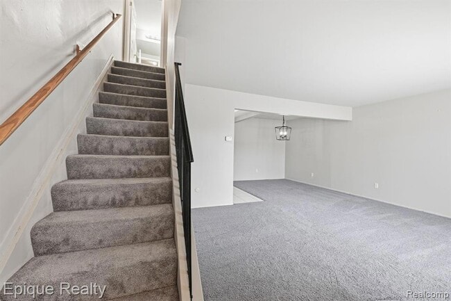 Photo - 29792 City Center Dr