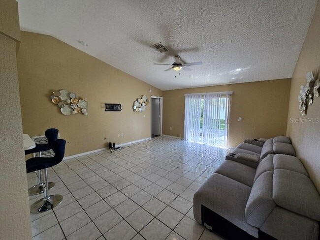 3511 Majesty Loop