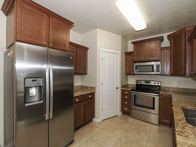 Photo - 3 Bedroom, 2 Bathroom Condo