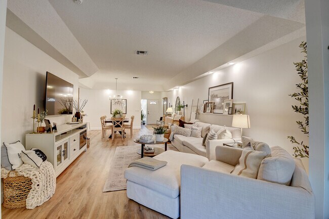 Photo - 9892 Summerbrook Terrace
