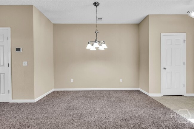 Photo - 975 Canyon Oak Loop