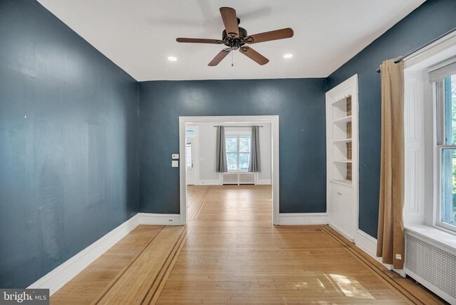 Photo - 117 Rochelle Ave