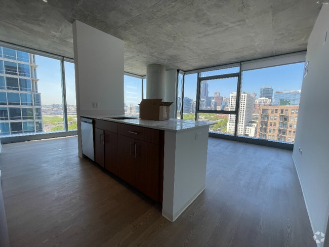 Building Photo - 1402 S Wabash Ave Rental