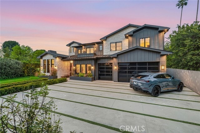 Building Photo - 16657 Oldham St