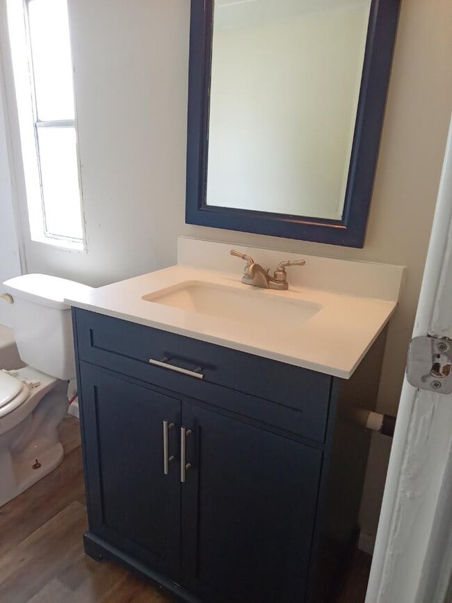 Photo - 2400 Oaklawn Blvd