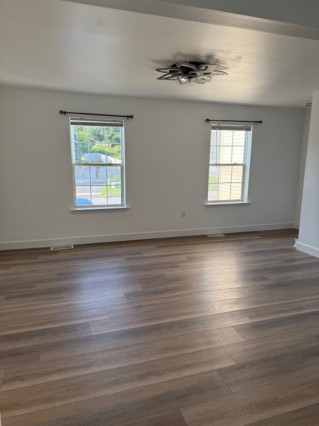 Photo - 2 Bedroom Town Home In Etters PA