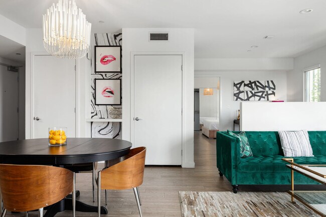 Photo - 739 S Ogden Dr Unit ID1022644P