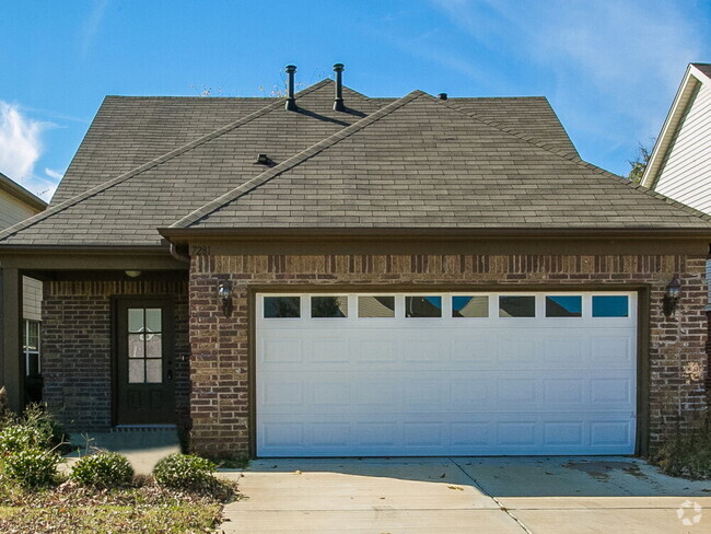 Building Photo - 7281 Green Ash Dr Rental