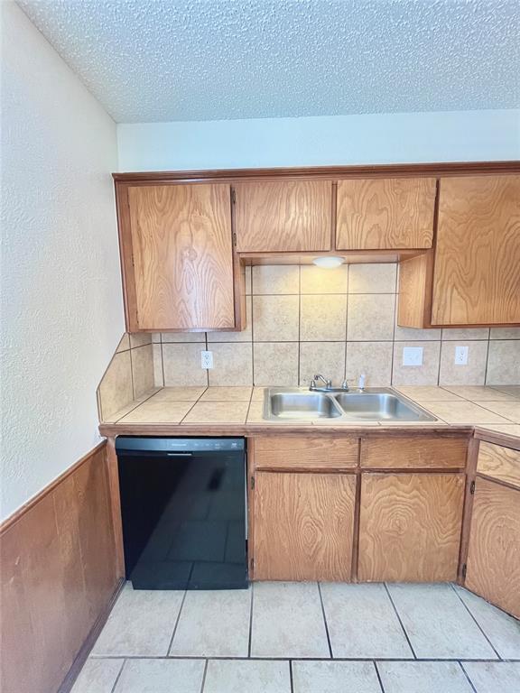 Photo - 233 Chalmette Dr Unit C