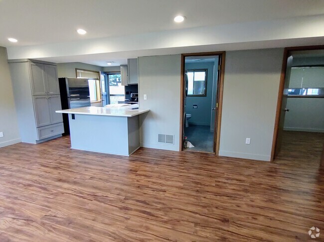 Building Photo - 3344 NE 144th Ave Unit Apartment #B