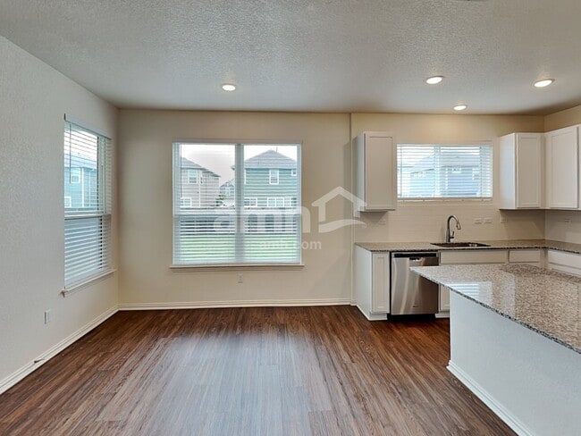 2732 Geronimo Creek