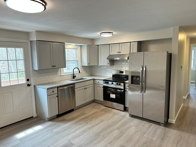 Photo - 131 Camp Meeting Rd