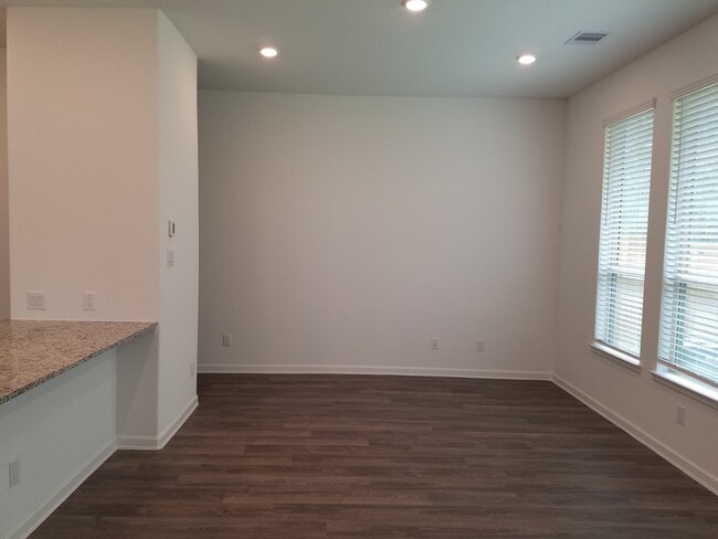 Photo - 535 Bristol Tide Ct