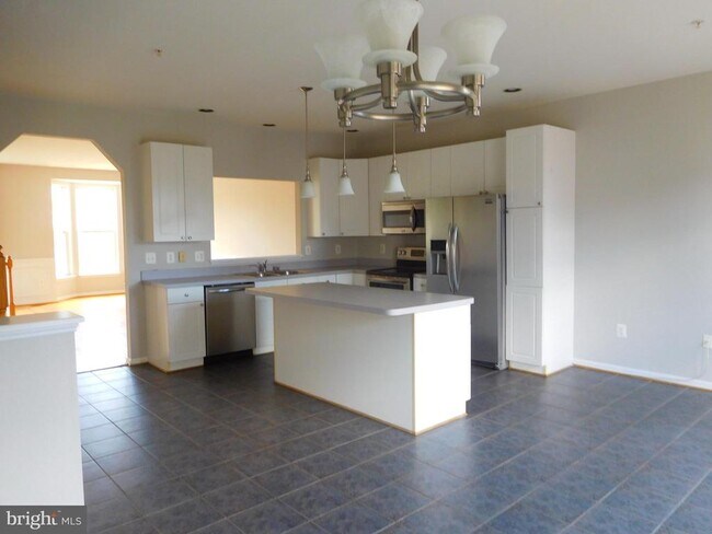 Photo - 1941 Fieldstone Way