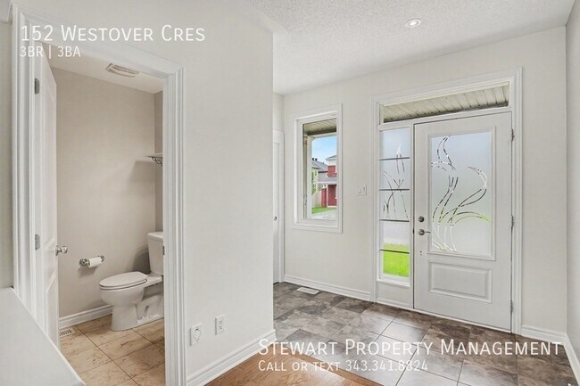 Photo - 152 Westover Cres