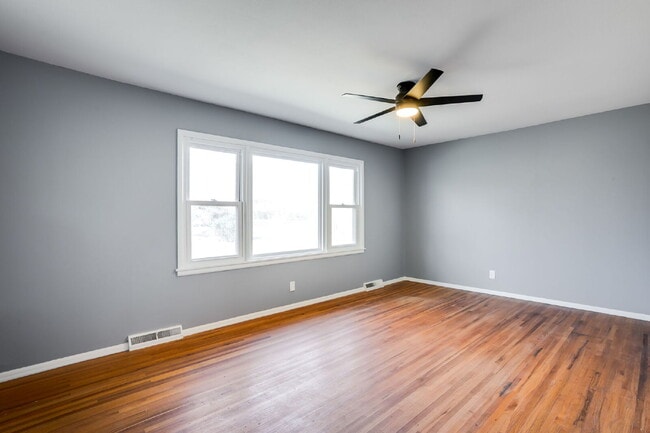 Photo - 1433 N Kokomo Ave