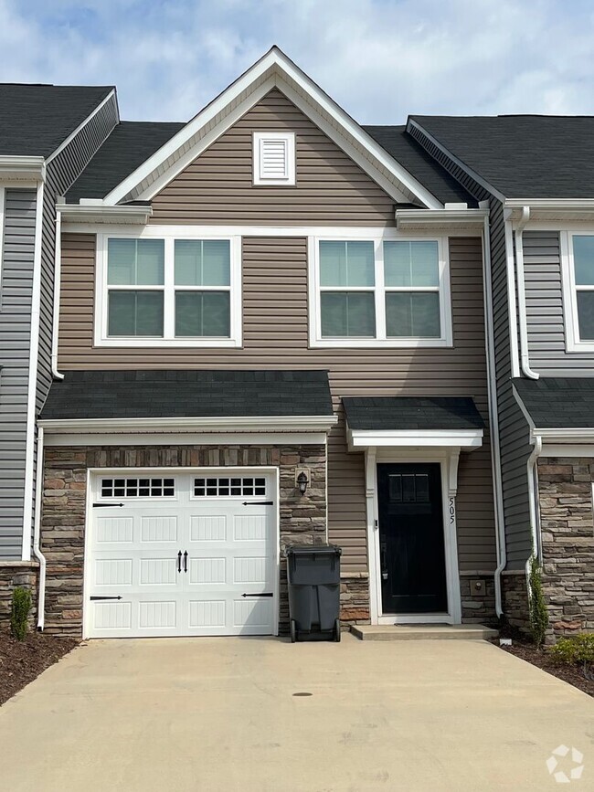 Building Photo - Spartanburg - 3Bd/2.5Ba Rental
